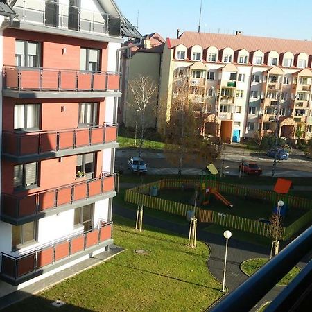 Apartament Jack Mielec Exteriör bild