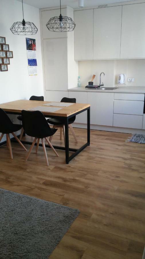 Apartament Jack Mielec Exteriör bild