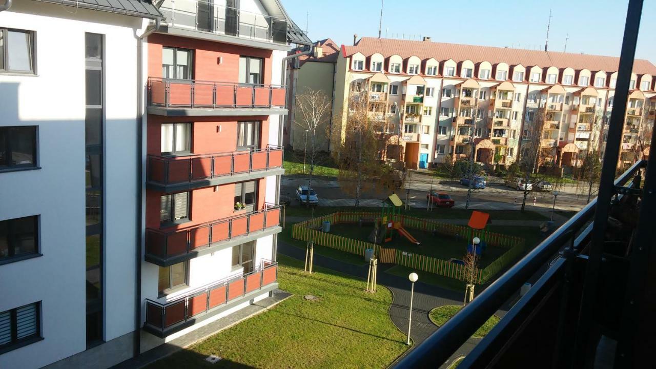 Apartament Jack Mielec Exteriör bild